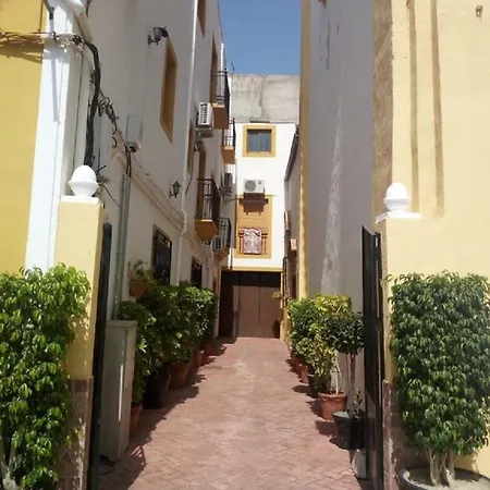 La De Eustaquio Pensionat 3*