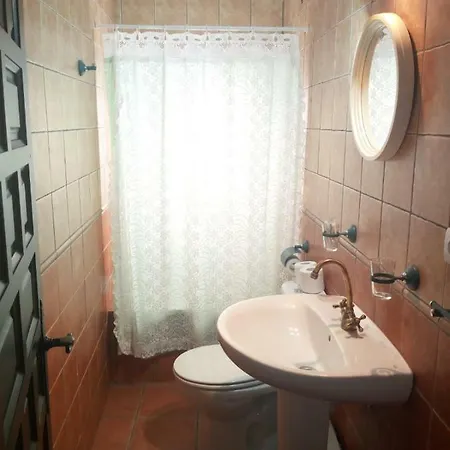 Guest house La De Eustaquio *
