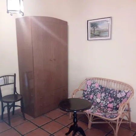 La De Eustaquio Guest house
